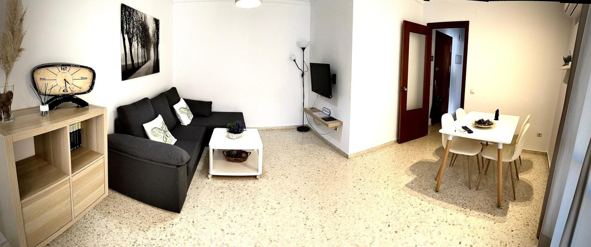 El Rincon De Apolo. Atico Con Aparcamiento Gratis. Appartamento Málaga